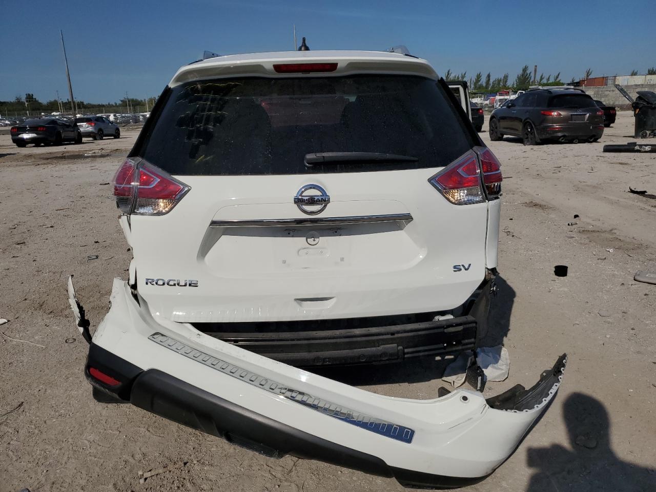 VIN 5N1AT2MT4GC910489 2016 NISSAN ROGUE no.6