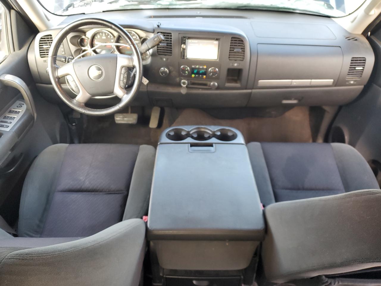 2008 Chevrolet Silverado - Image 8