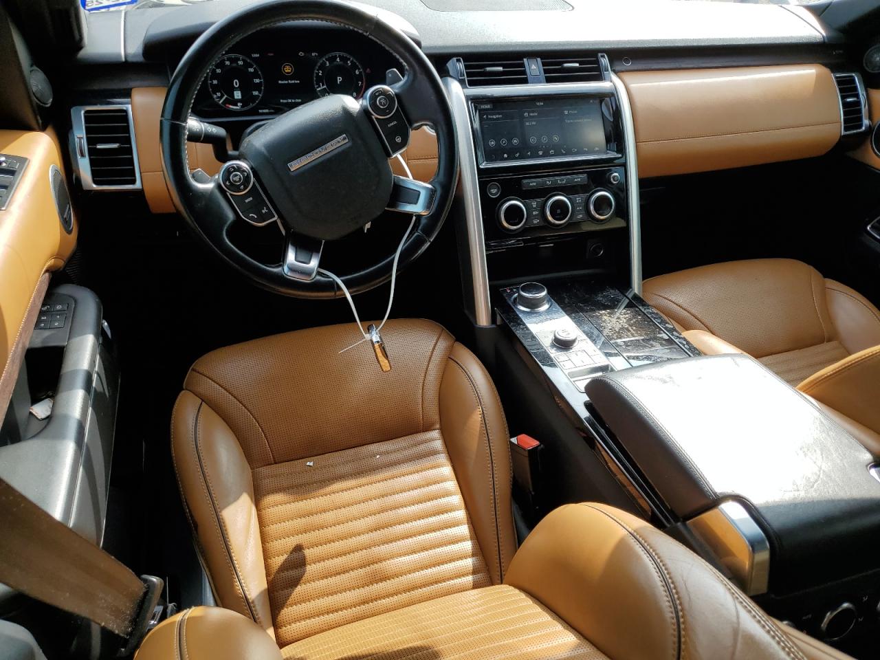 2018 Land Rover Discovery - Image 8