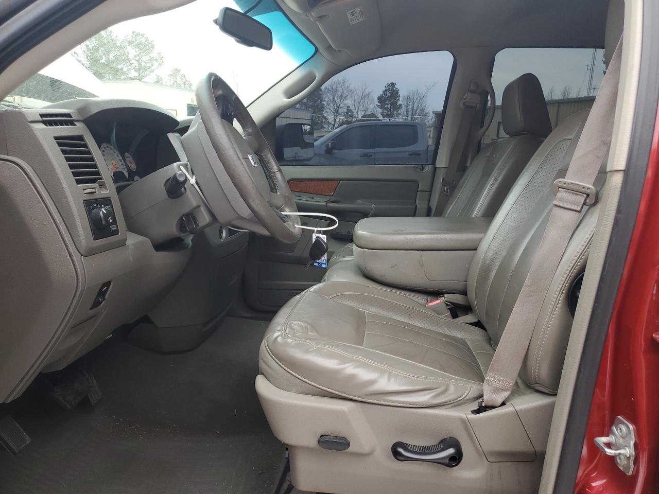 2007 Dodge RAM - Image 7