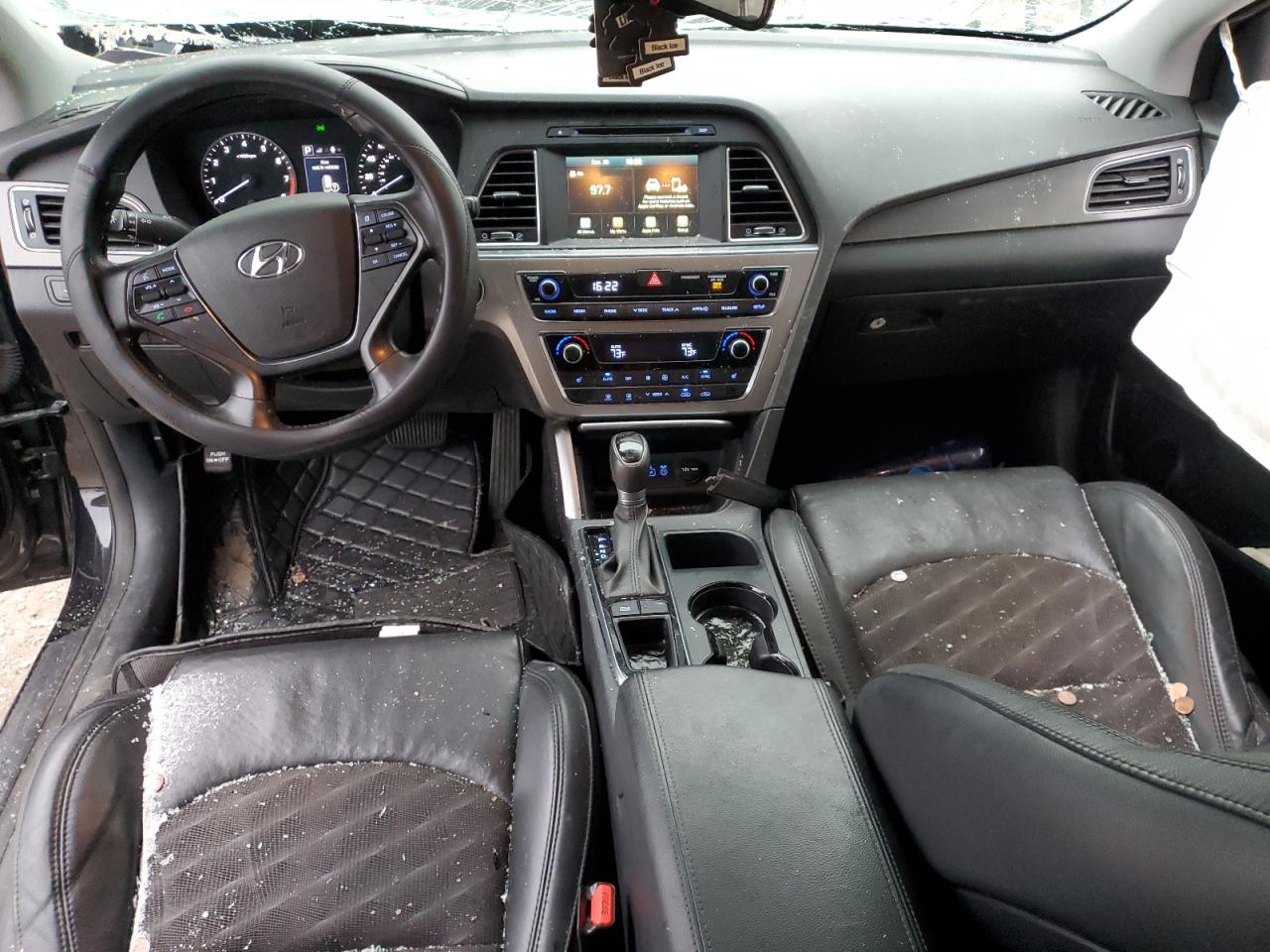 2016 Hyundai Sonata - Image 8