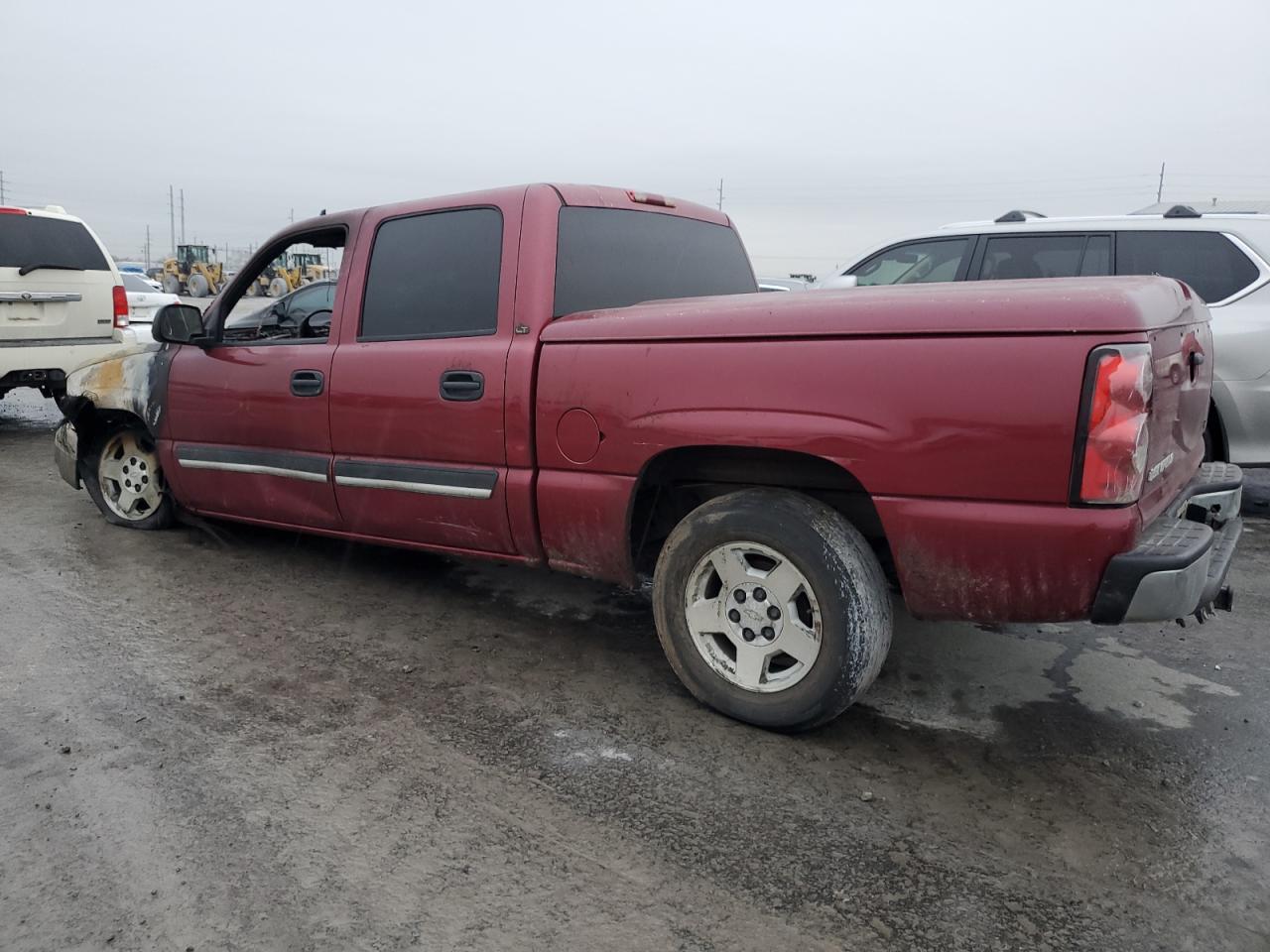 2006 Chevrolet Silverado - Image 2