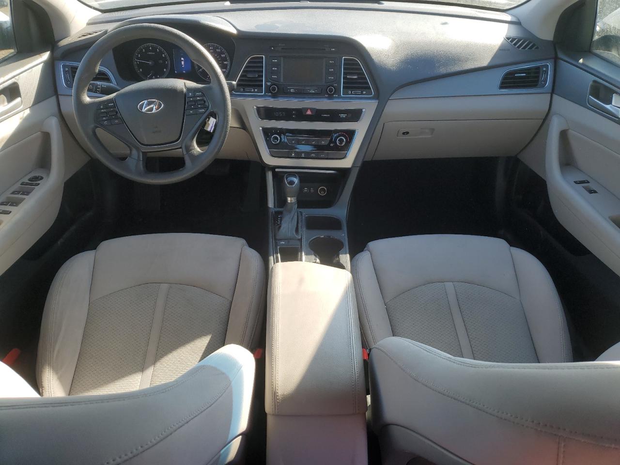 2015 Hyundai Sonata - Image 8