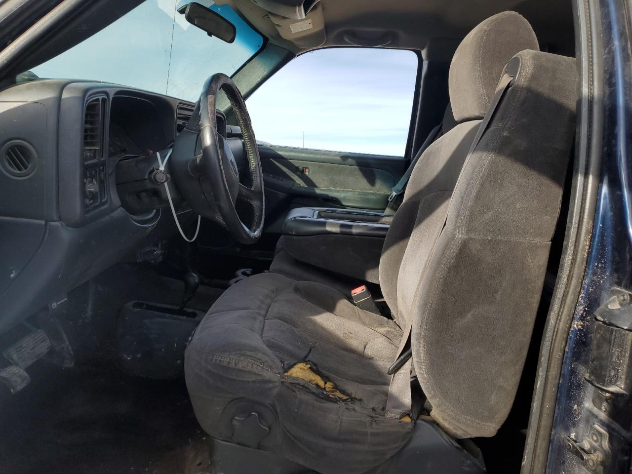 2002 Chevrolet Silverado - Image 7