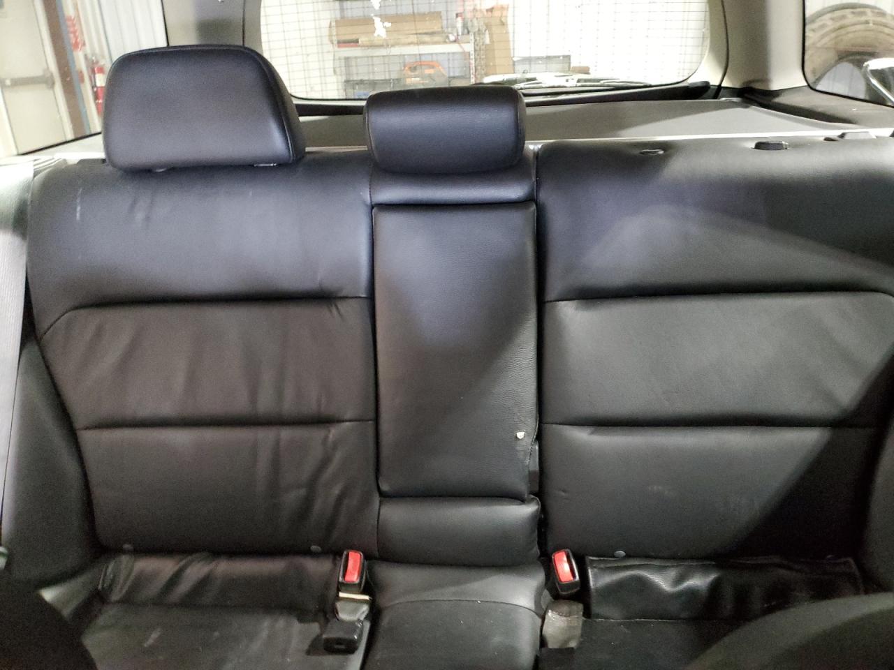 2009 Subaru Outback - Image 10