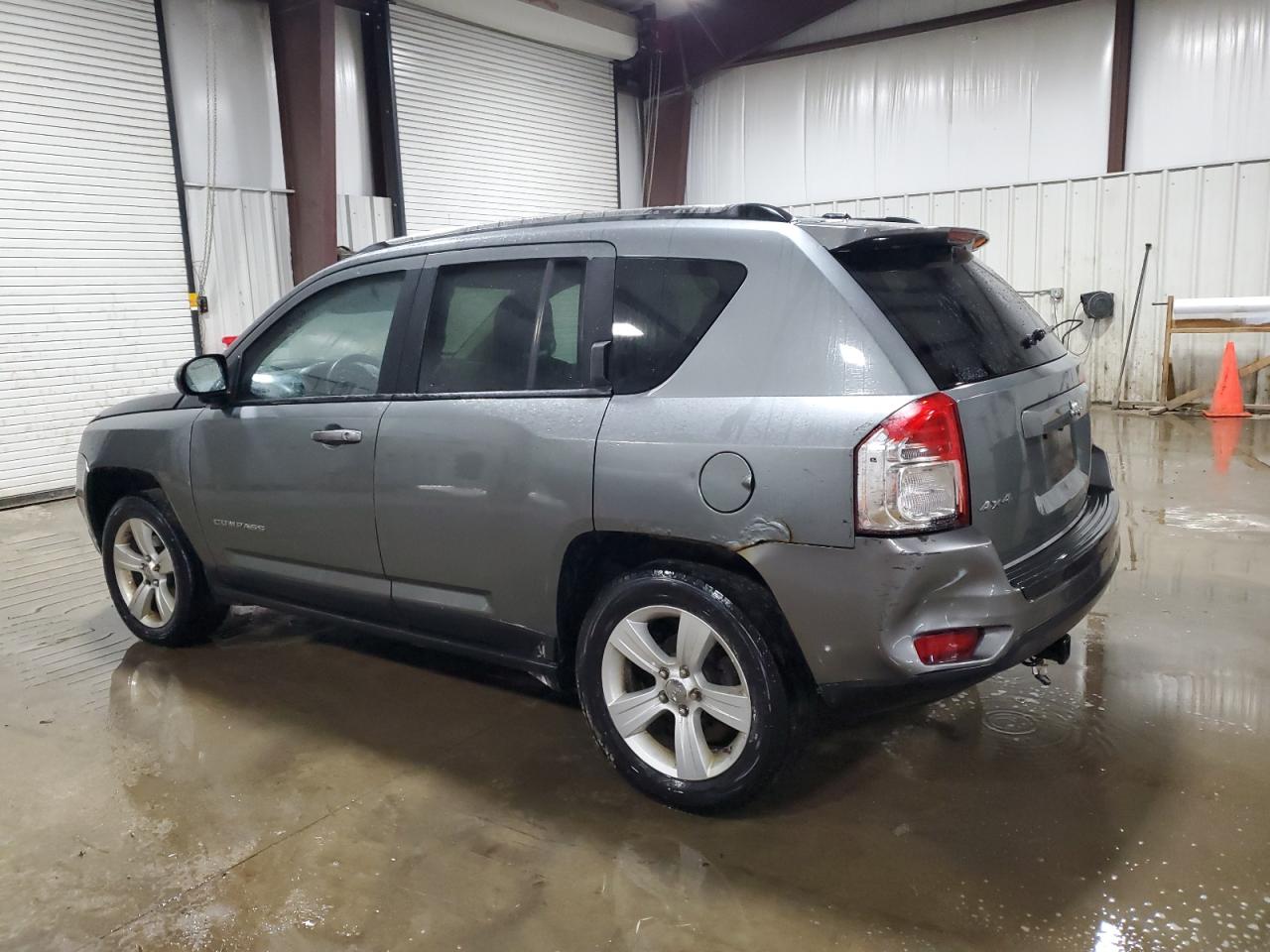 2011 Jeep Compass - Image 2