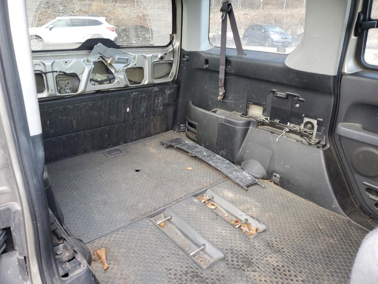 2004 Honda Element - Image 11