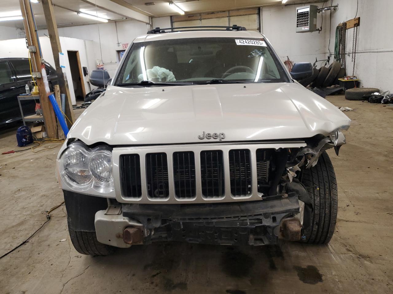 2007 Jeep Grand Cherokee - Image 5