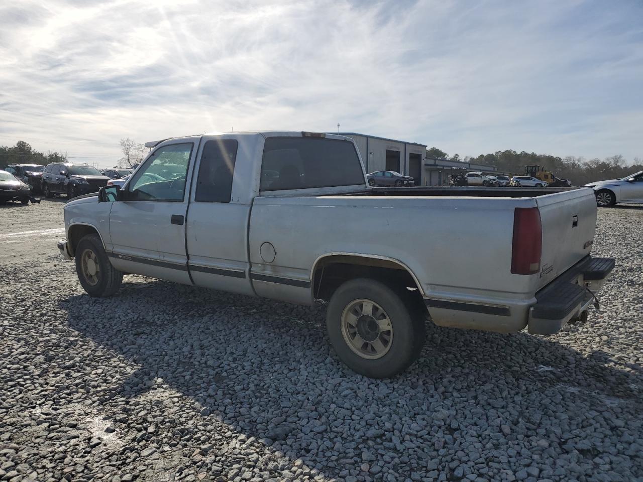 1996 Chevrolet GMT-400 - Image 2