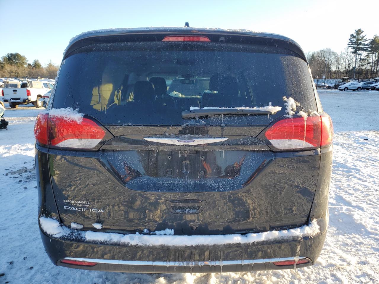 2019 Chrysler Pacifica - Image 6