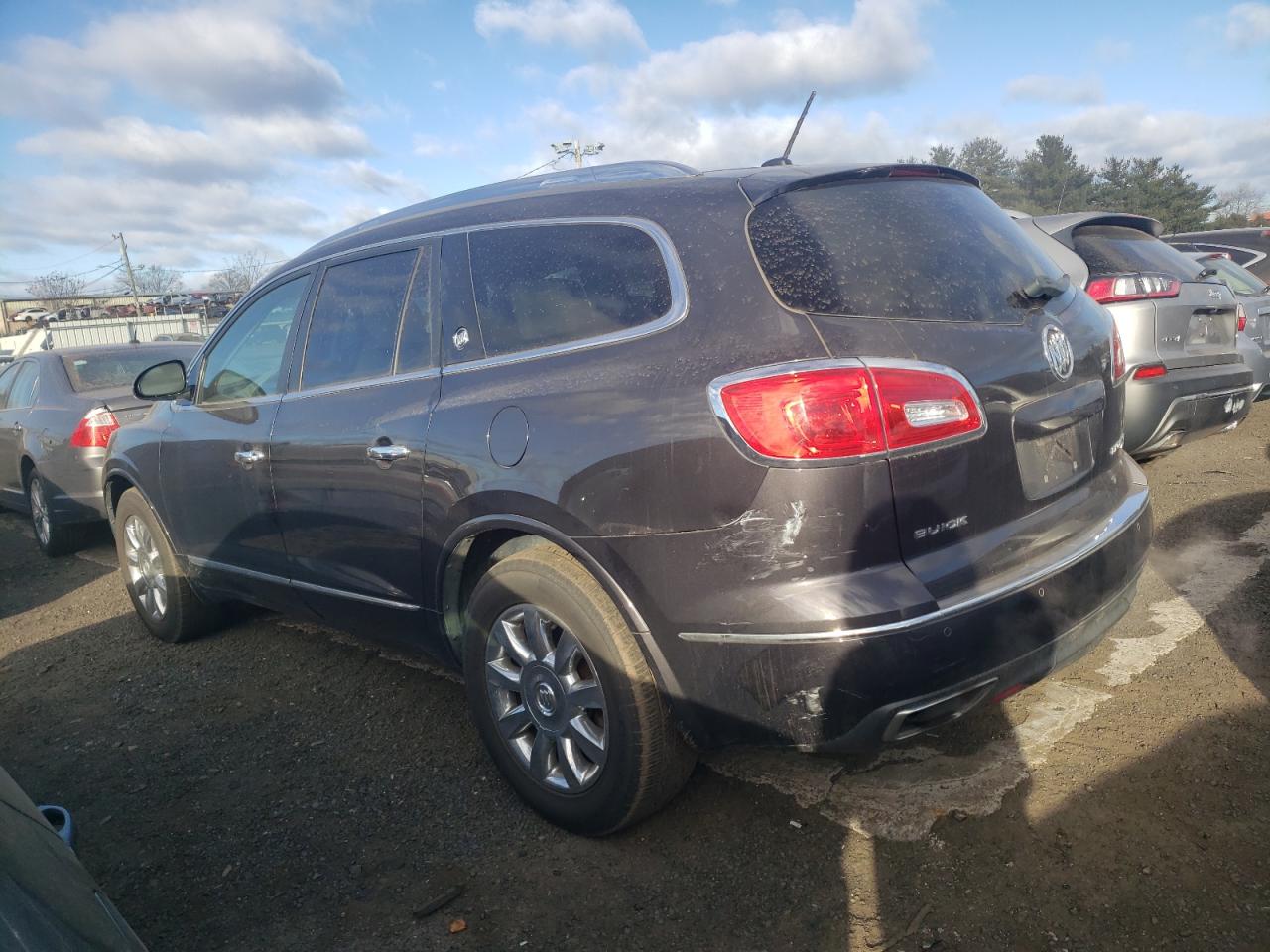 VIN 5GAKVCKD0FJ331161 2015 BUICK ENCLAVE no.2