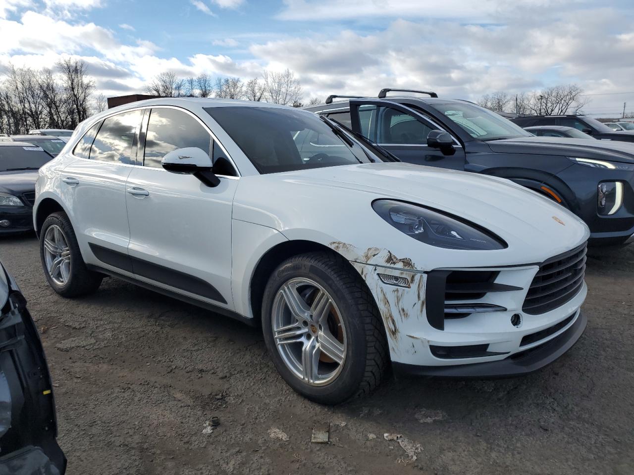 VIN WP1AB2A50LLB32861 2020 PORSCHE MACAN no.4