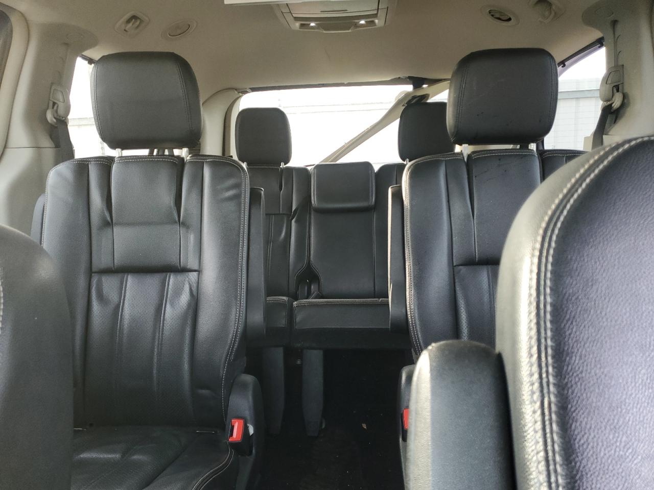 2015 Chrysler Town & Country Touring L VIN: 2C4RC1CG1FR572139 Lot: 41498875