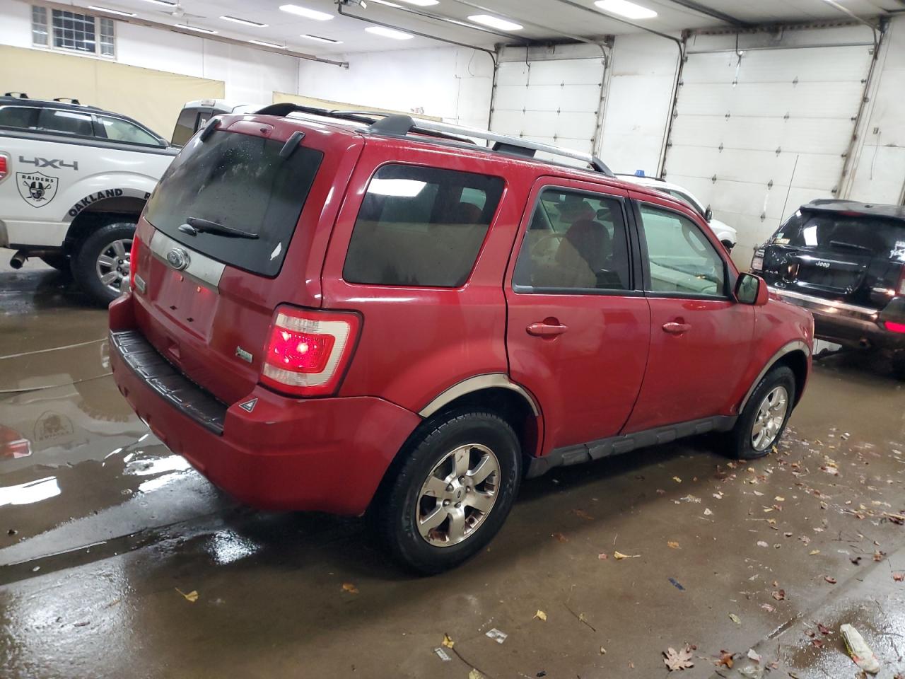2011 Ford Escape - Image 3