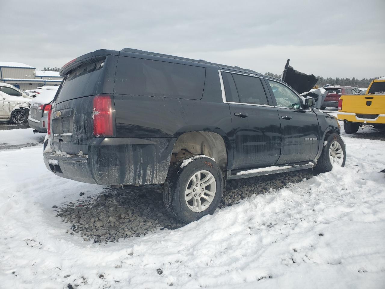 2017 Chevrolet Suburban - Image 3