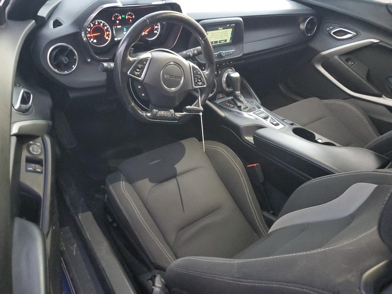 2017 Chevrolet Camaro Lt VIN: 1G1FB1RX2H0150500 Lot: 87921065