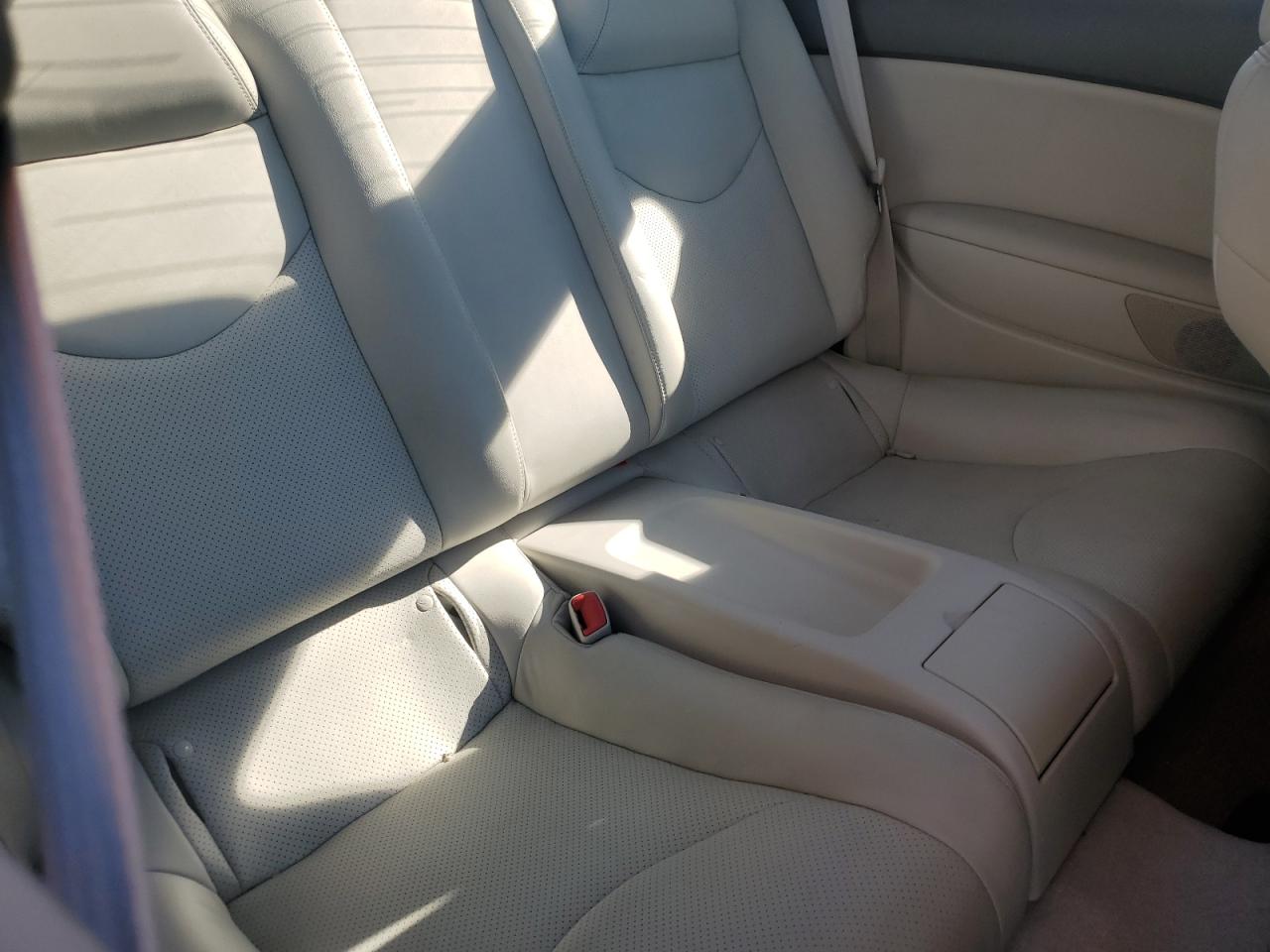 2011 Infiniti G - Image 10