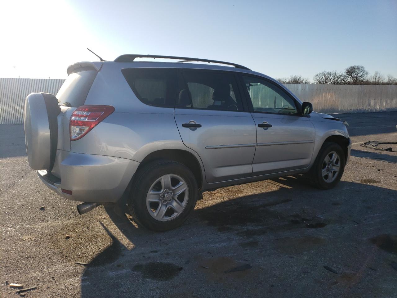 2009 Toyota RAV 4 - Image 3