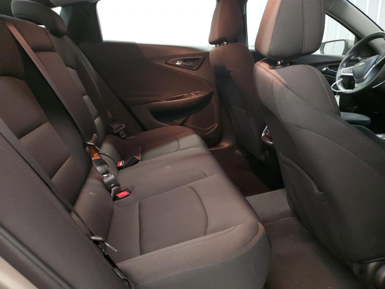 2023 Chevrolet Malibu - Image 10