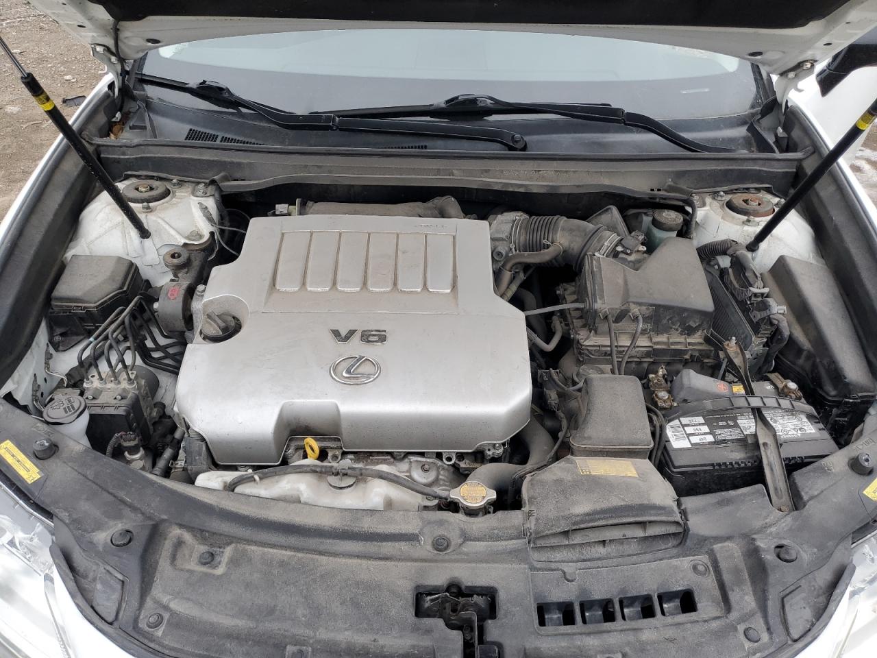 2015 Lexus ES - Image 11