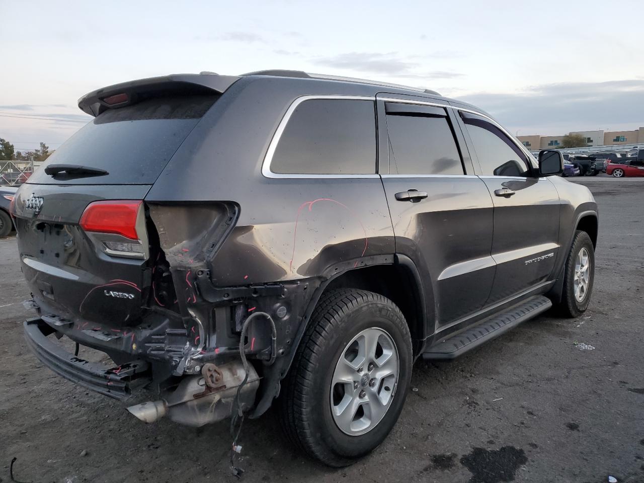 2015 Jeep Grand Cherokee - Image 3