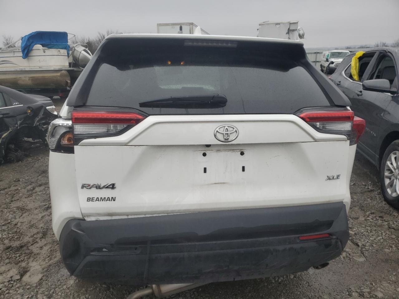 2020 Toyota Rav4 Xle VIN: 2T3W1RFV9LC044000 Lot: 88084305