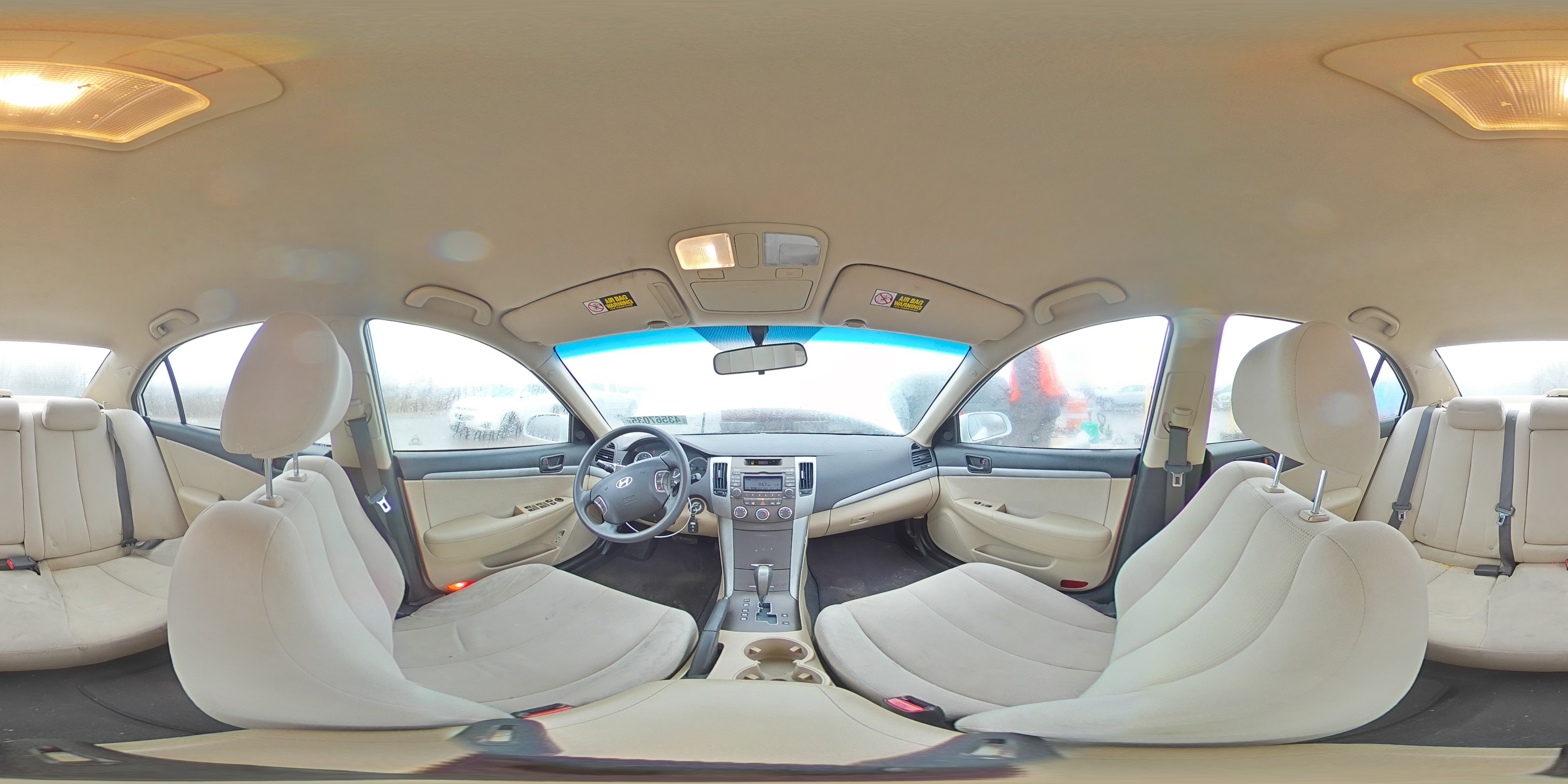 2010 Hyundai Sonata - Image 13