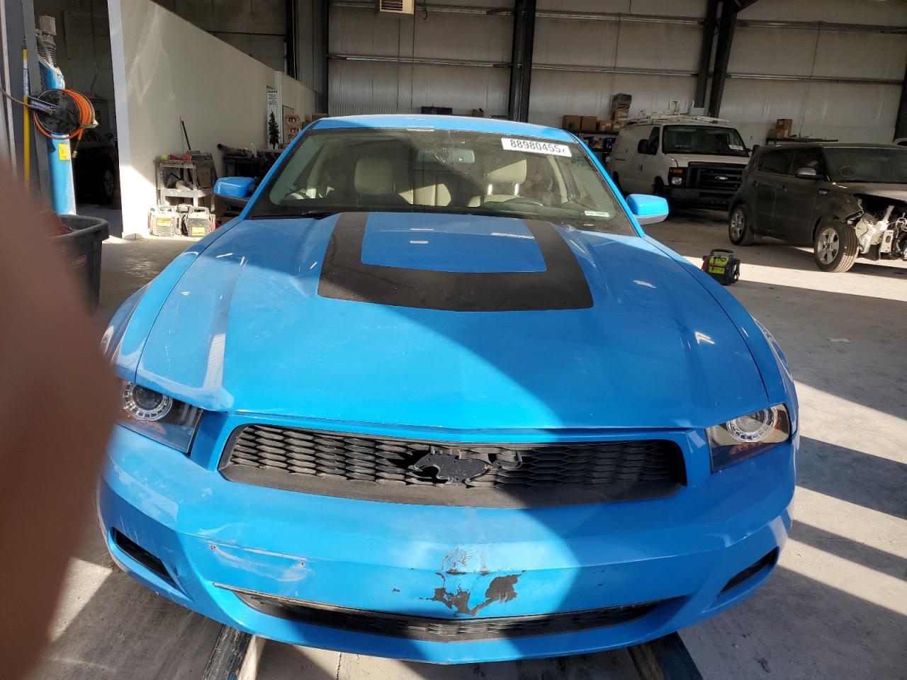 2010 Ford Mustang - Image 5