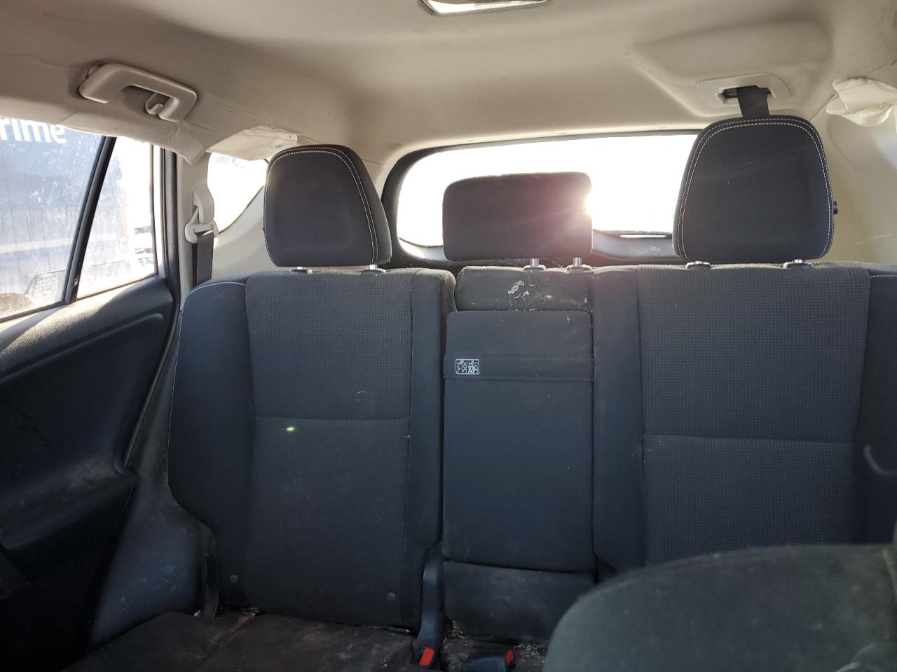 2018 Toyota RAV 4 - Image 10