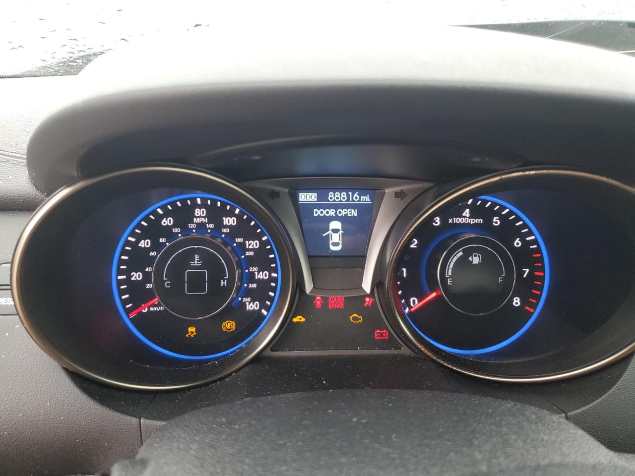 2014 Hyundai Genesis - Image 9