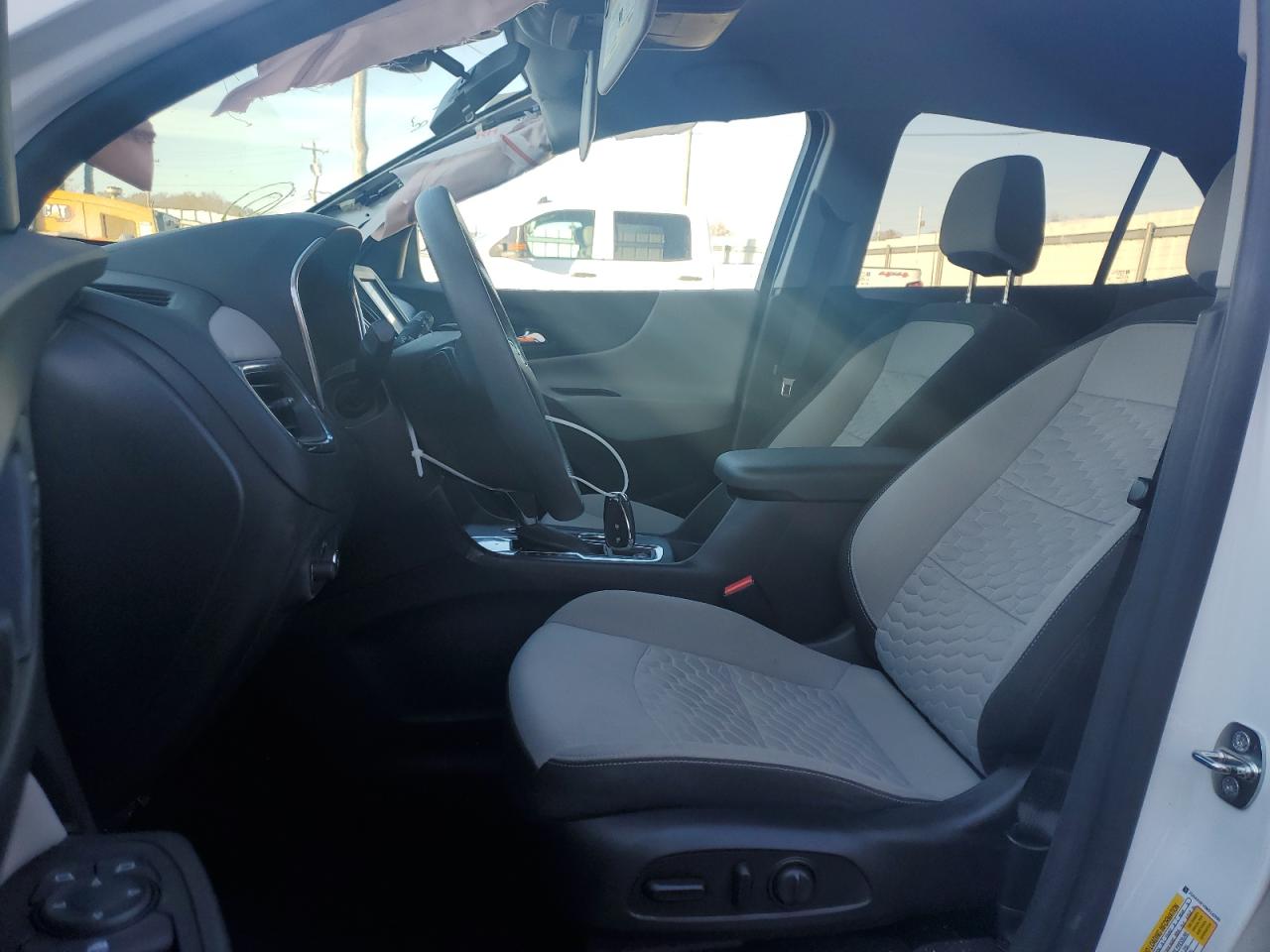 2021 Chevrolet Equinox - Image 7
