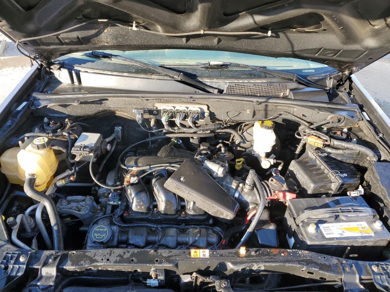 2008 Ford Escape - Image 12