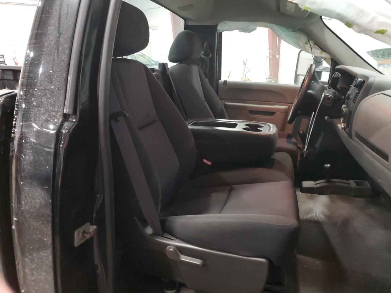 2011 Chevrolet Silverado - Image 10