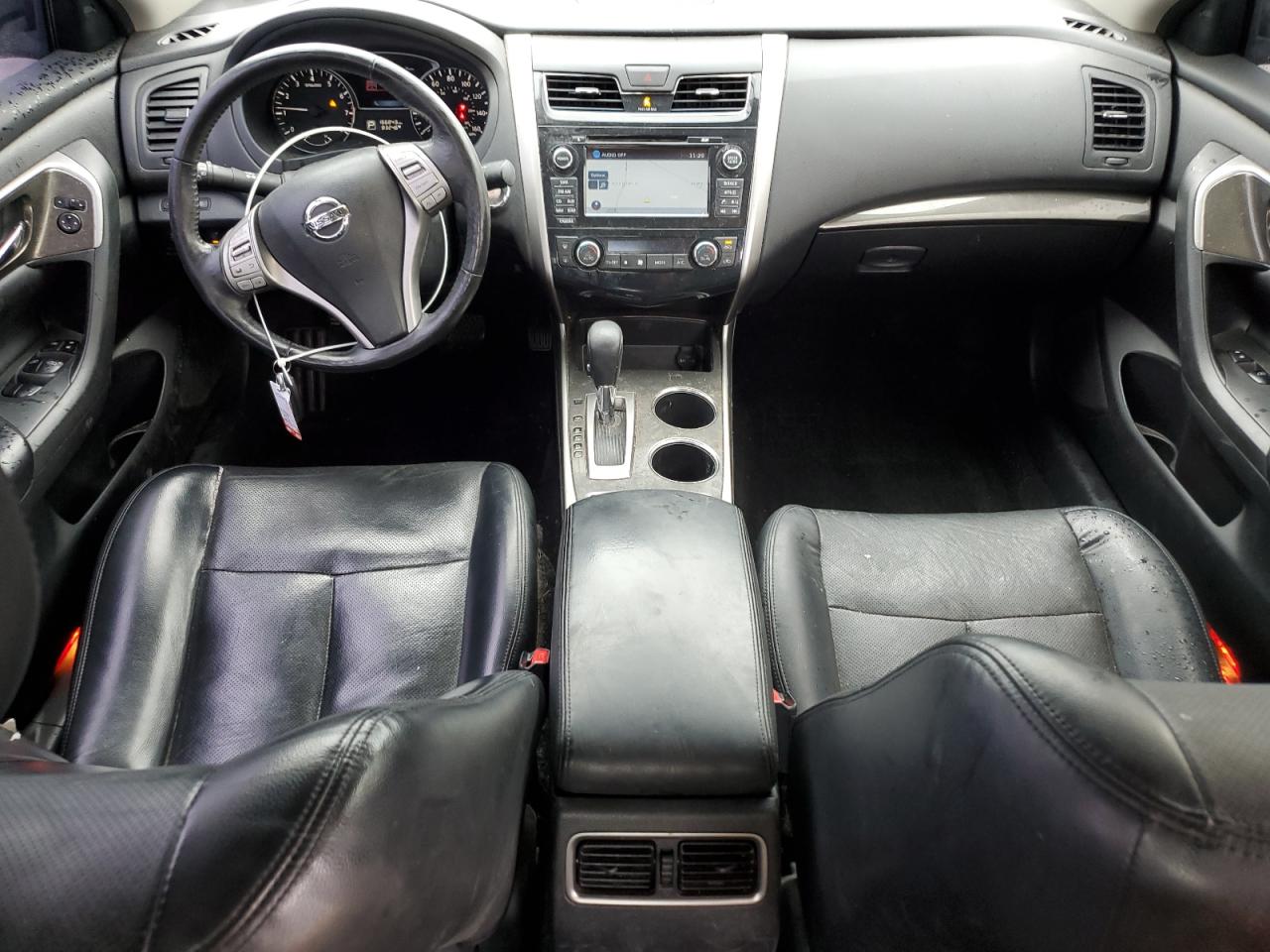 2015 Nissan Altima - Image 8