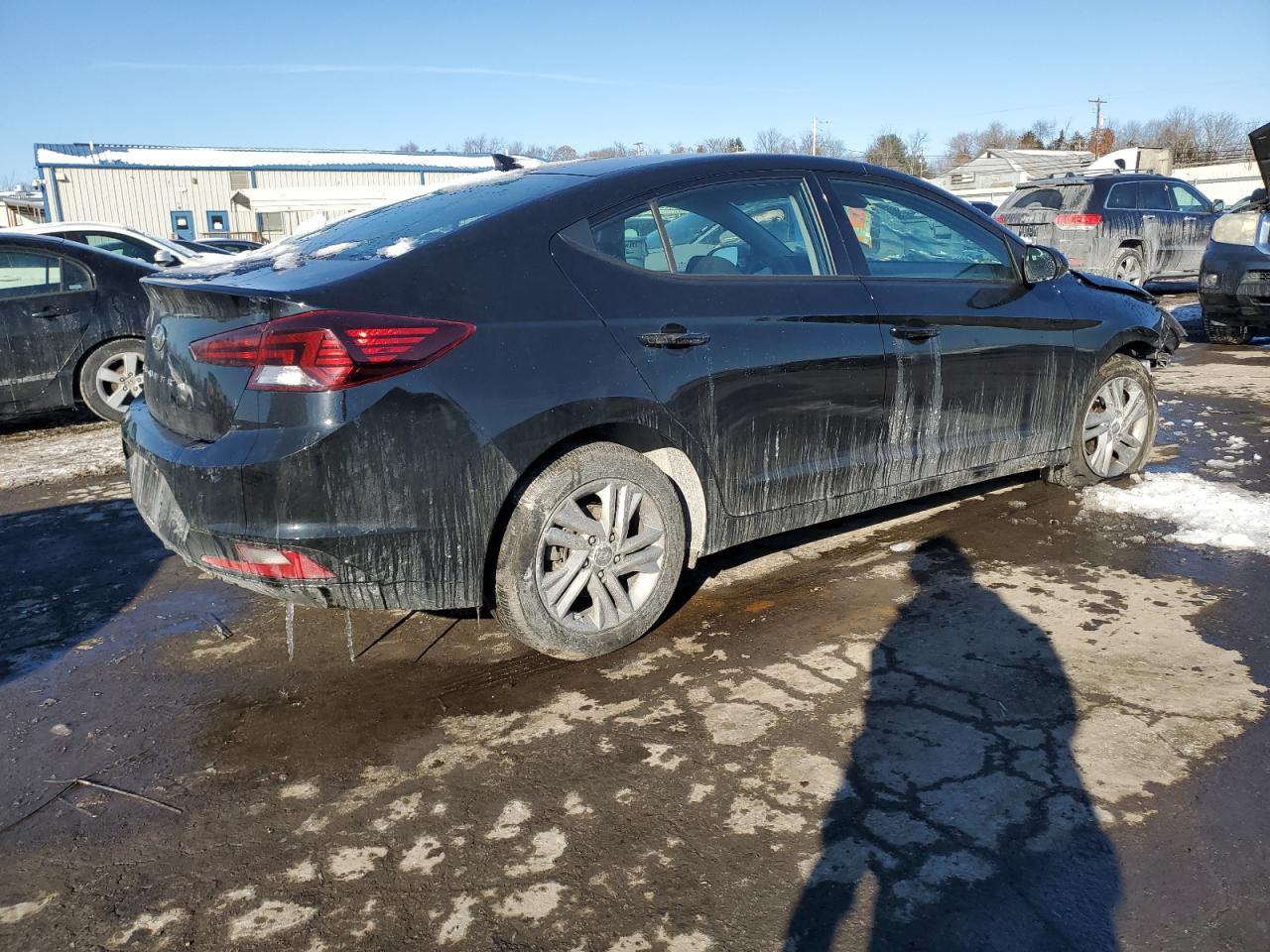 2020 Hyundai Elantra - Image 3