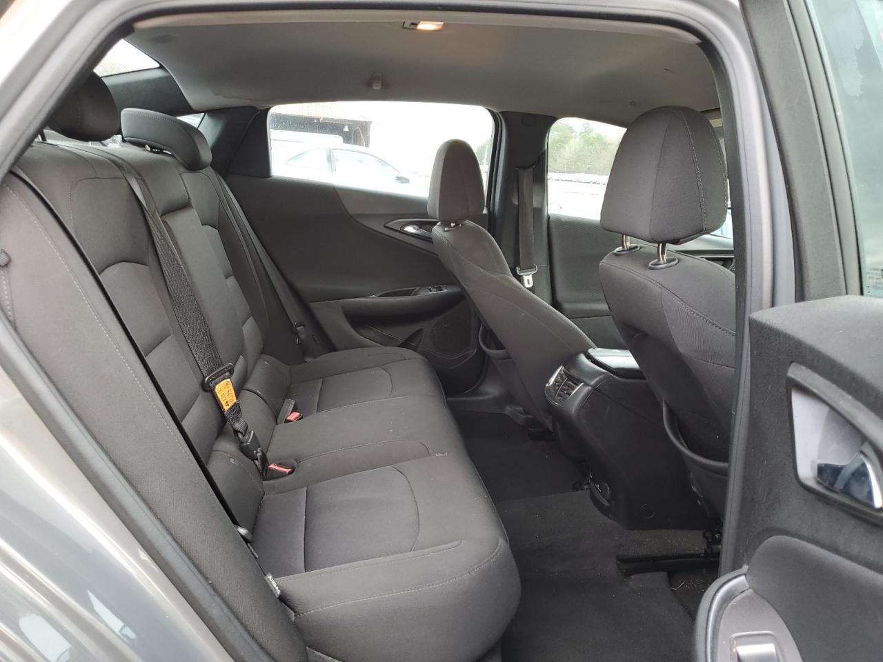 2018 Chevrolet Malibu - Image 10