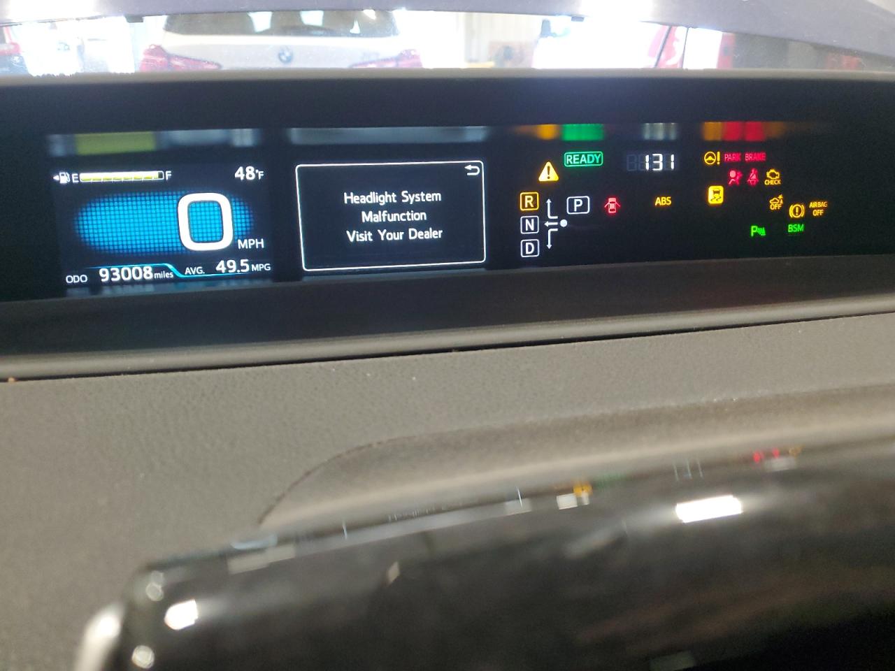 2017 Toyota Prius - Image 9