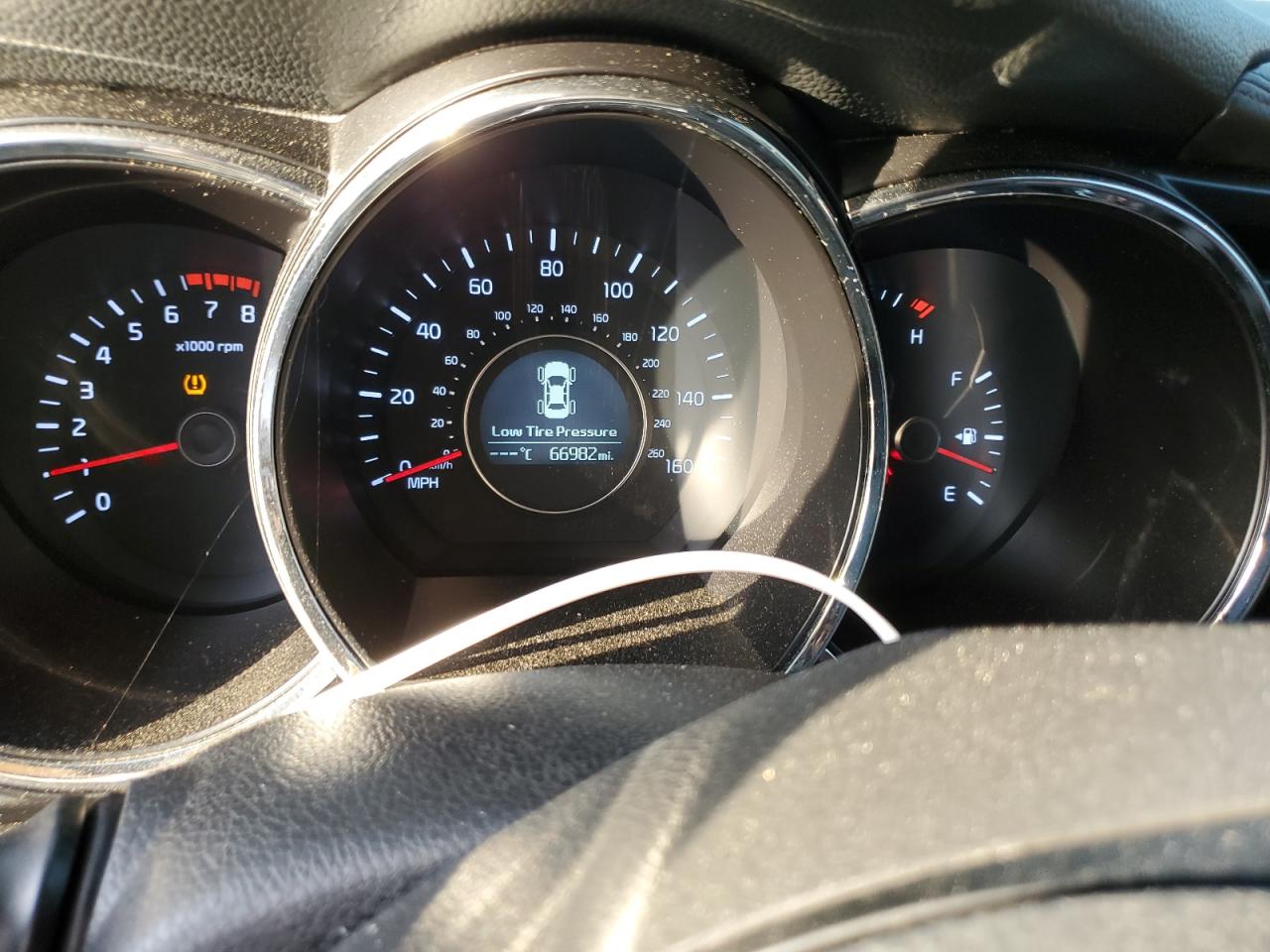 2012 Kia Optima - Image 9