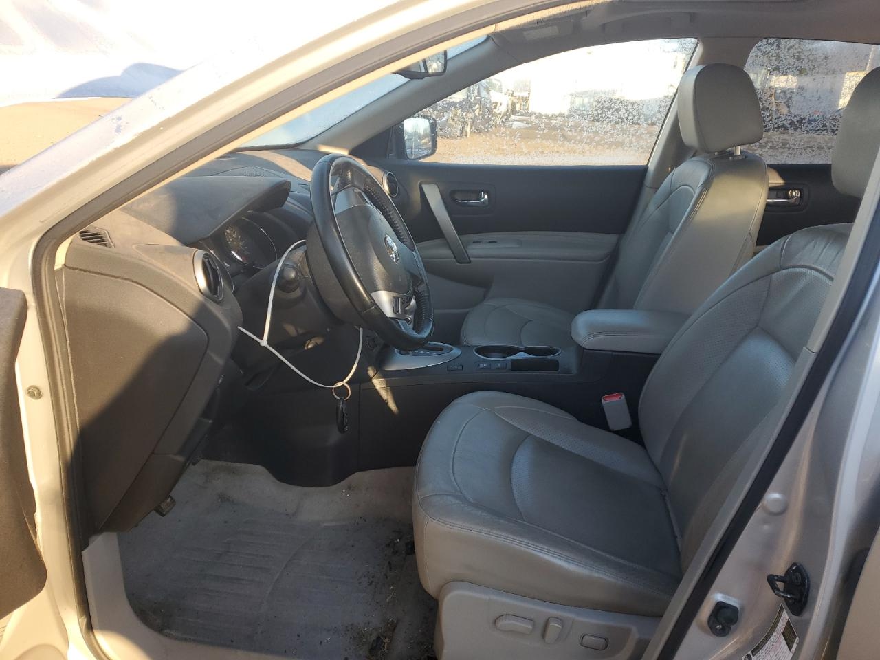 2013 Nissan Rogue - Image 7