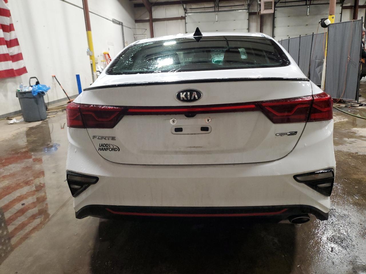 2021 Kia Forte - Image 6