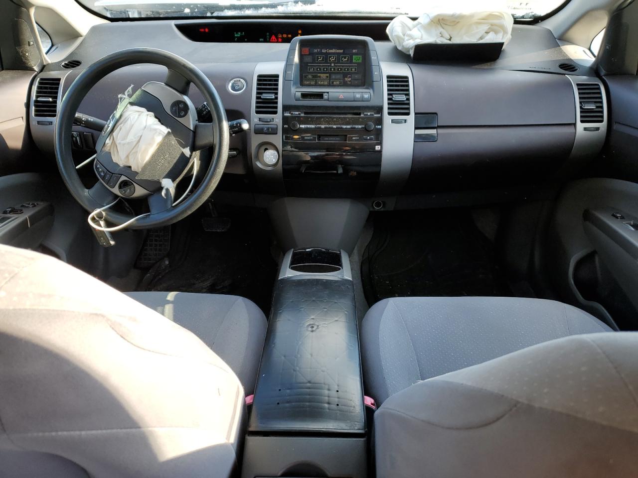 2005 Toyota Prius - Image 8