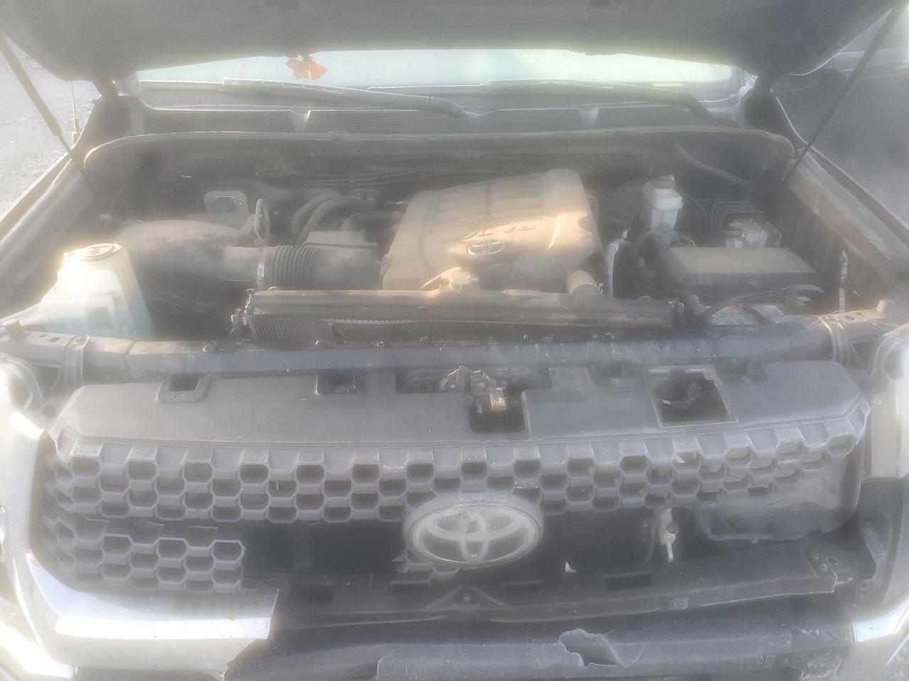 2019 Toyota Tundra - Image 13