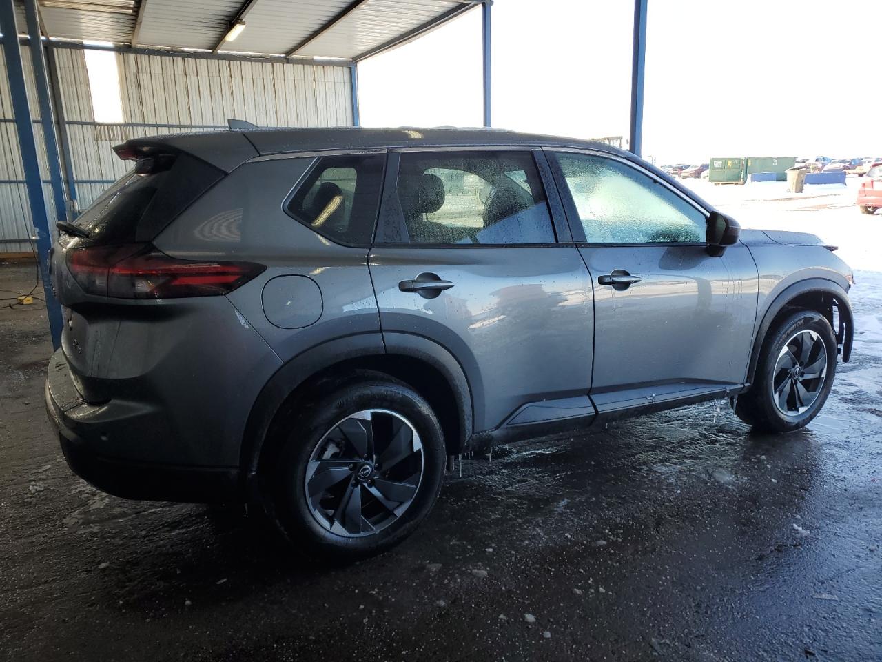 2024 Nissan Rogue - Image 3