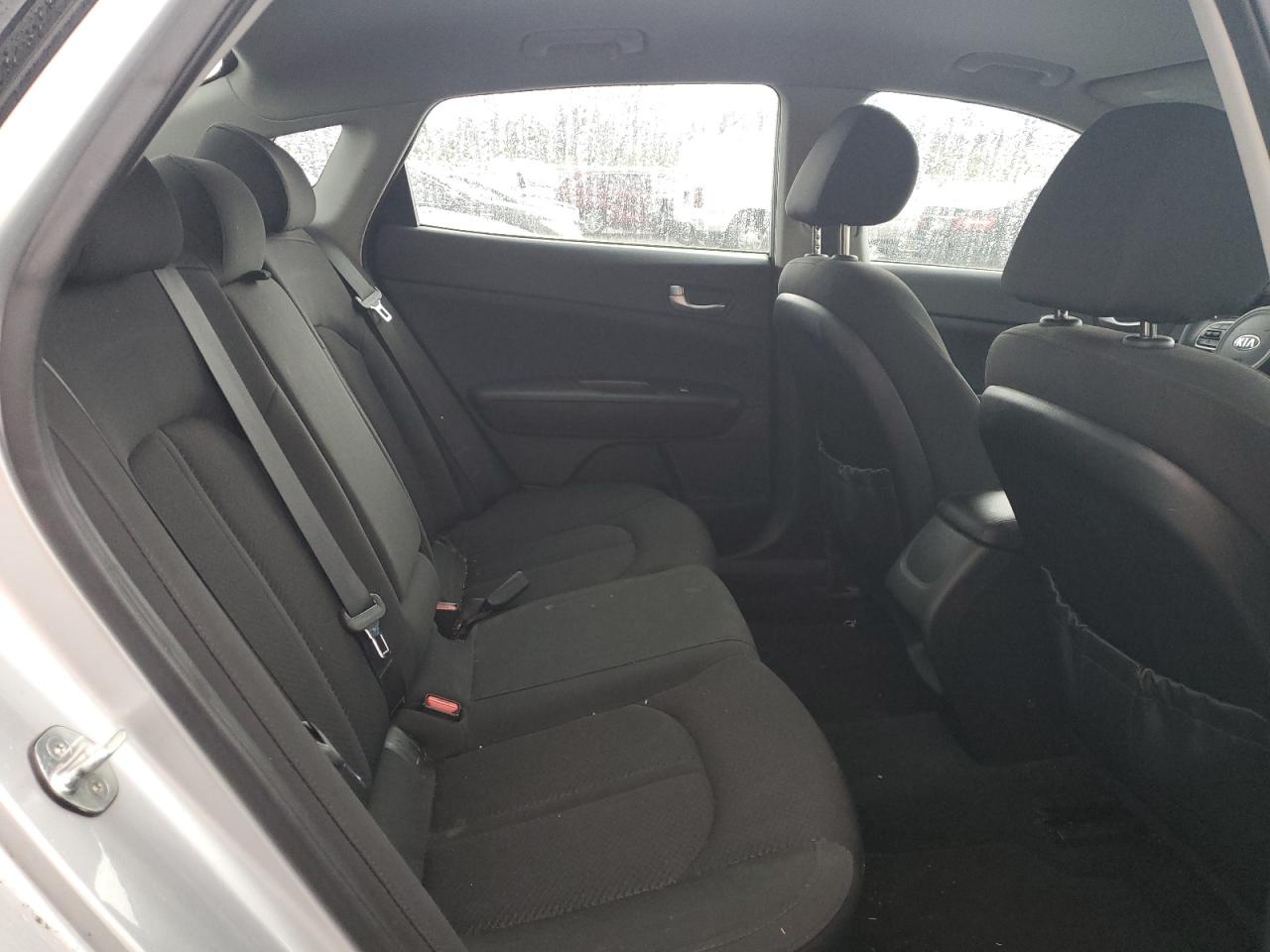 2017 Kia Optima - Image 10