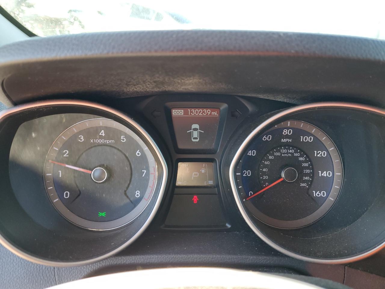 2016 Hyundai Elantra - Image 9