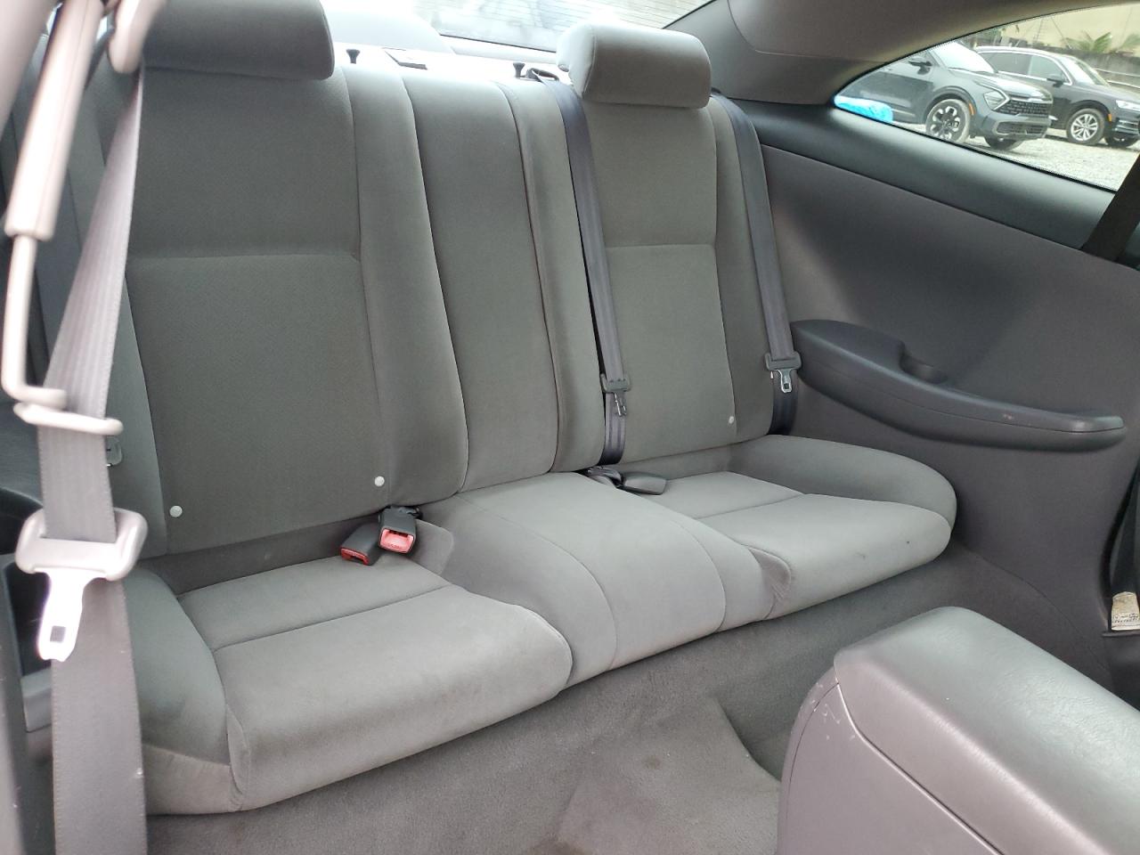 2004 Toyota Camry Solara - Image 10