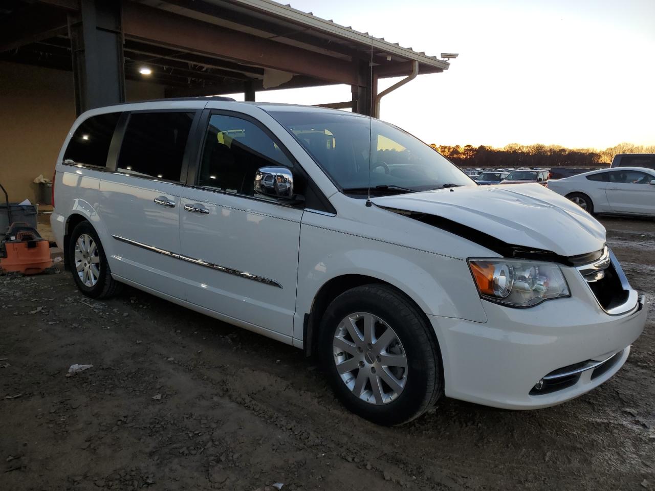 2012 Chrysler Town & Country - Image 4