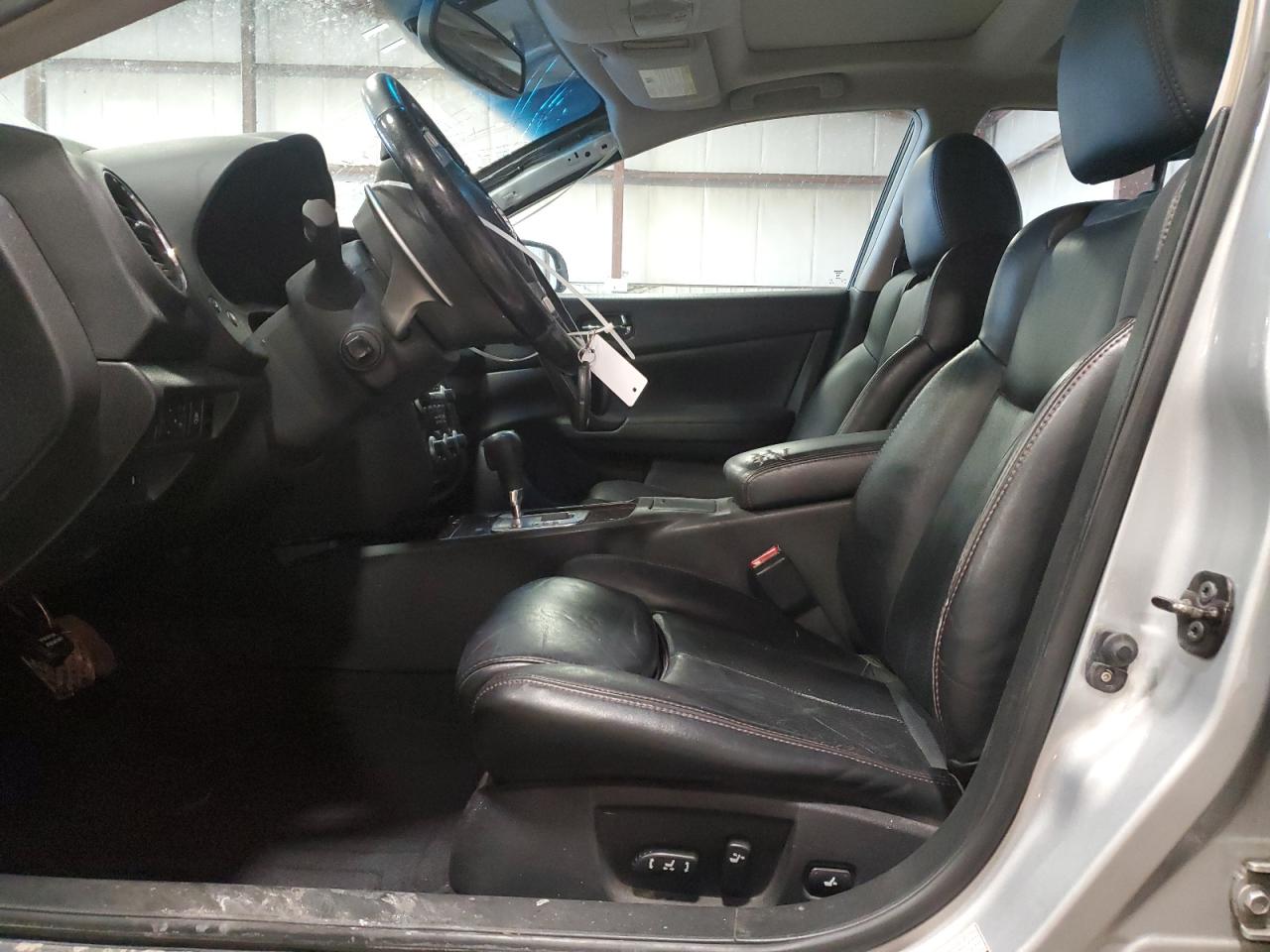 2010 Nissan Maxima - Image 7