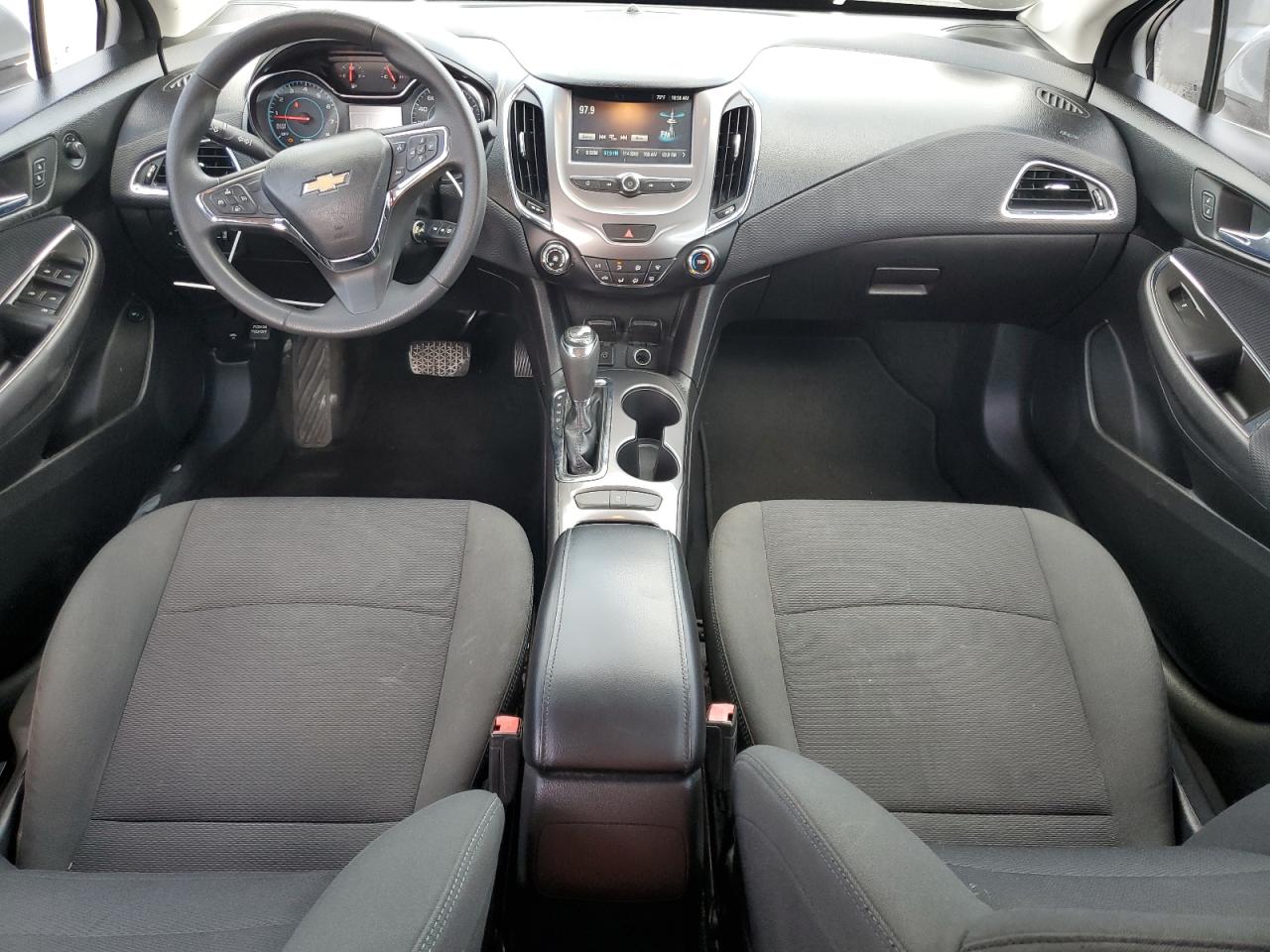 2016 Chevrolet Cruze - Image 8