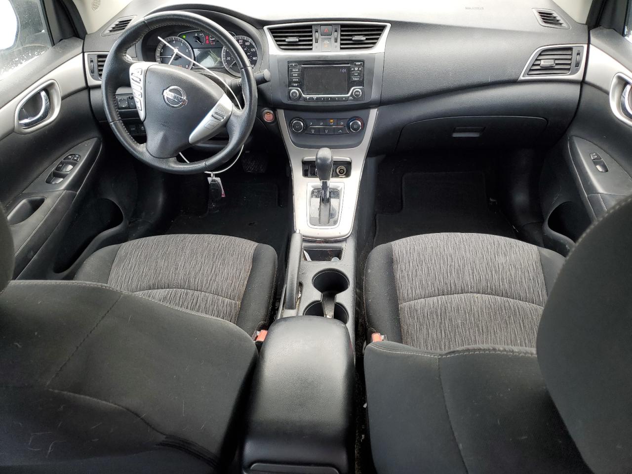 2015 Nissan Sentra - Image 8